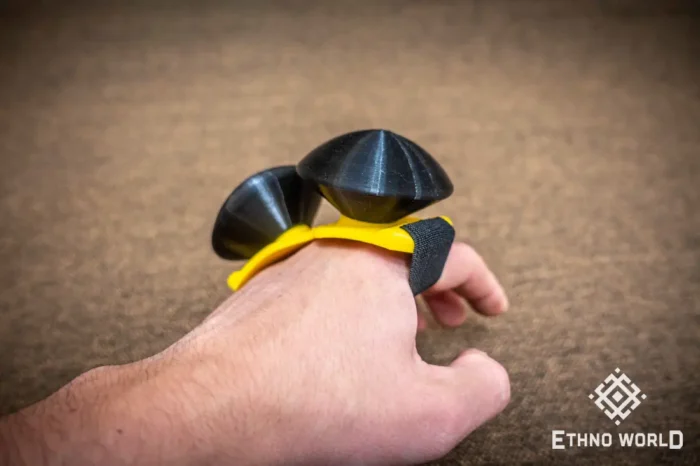 Kiwi Shaker with hand and foot strap