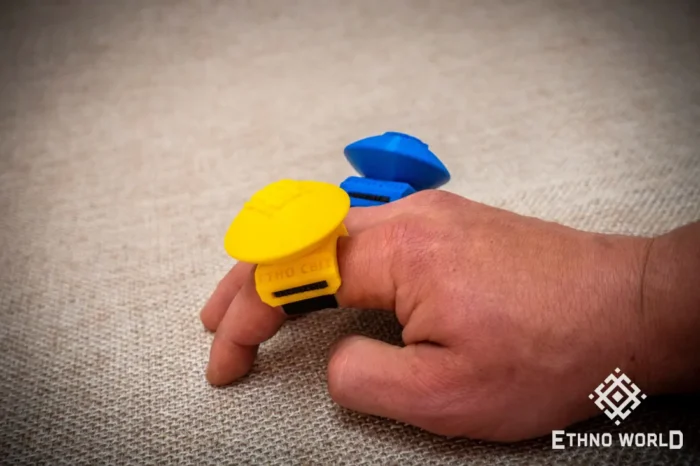 Shaker Piko for finger