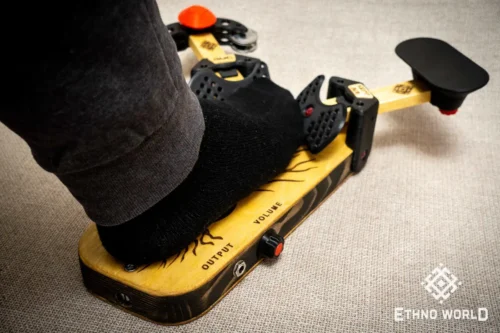 Bug Stompbox acoustic percussion pedalboard