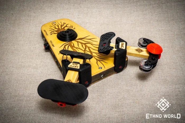 Bug Stompbox acoustic percussion pedalboard