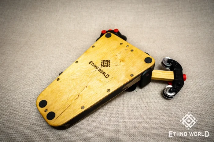 Bug Stompbox acoustic percussion pedalboard