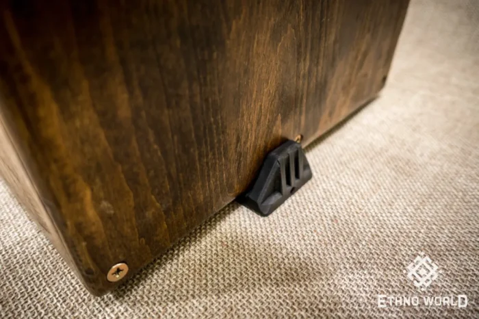 Kalipso compact bass pedal for cajon