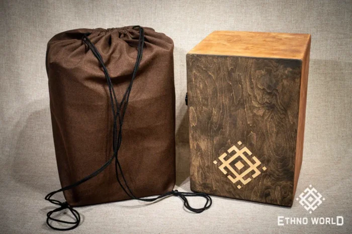 Lightweight and compact cover for cajon