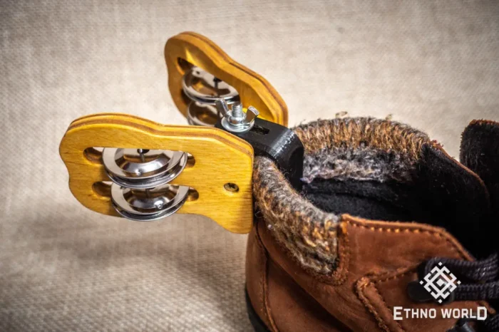 Mion Heel wooden tambourine with heel mounting