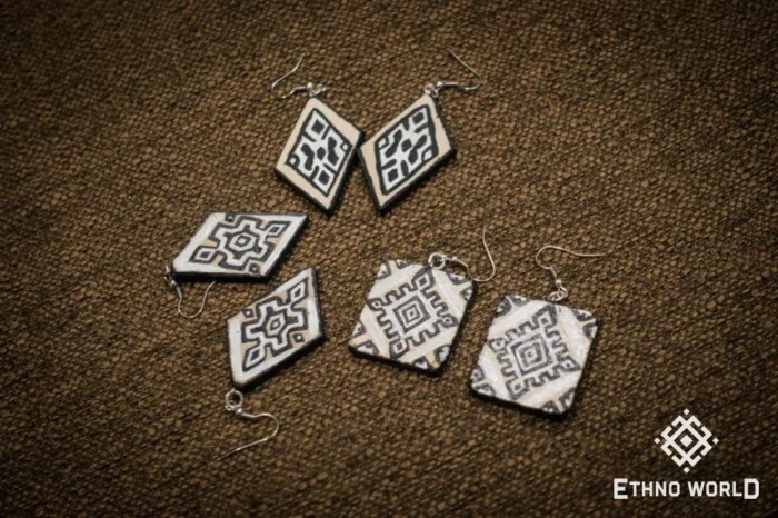 Handmade silver diamond shaped earrings, Ethno World