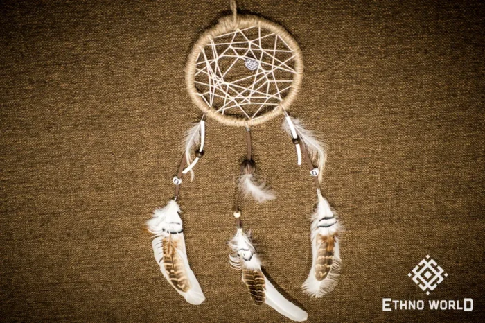 Small boho dreamcatcher, hand-woven hoop with feathers and wooden beads, handmade wall art, Ethno World