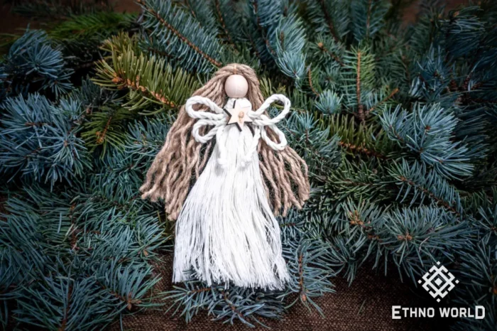 Handmade macramé gift ornament, hand-knotted cotton thread, rustic holiday accent, Ethno World