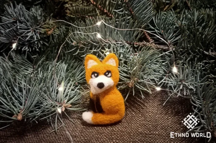 Needle felted fox Christmas ornament, handmade wool